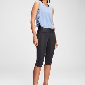 NWT GapFit Maximum Compression High Rise Crop Leggings in Sculpt Revolution